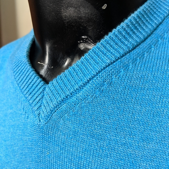 Benetti blue v-neck knit logo sweater - Picture 4 of 9